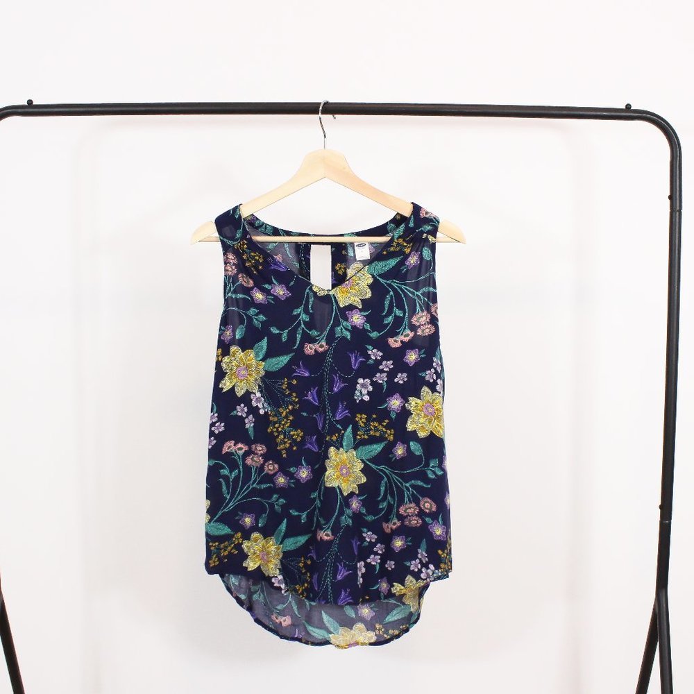 *Old Navy Navy Sleeveless V-Neck Keyhole Floral Tank Top